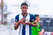 Guzmán: "No me tocó jugar mucho en Alianza, pero aprendí muchísimo mirando a Paolo y Barcos"