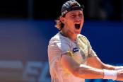 ¡Se tumbó a otro Top 100! 'Nacho' Buse venció al polaco Majchrzak y avanzó a cuartos en Gstaad