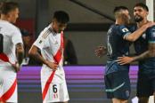 FIFA: "Una campaña extremadamente decepcionante tuvo un final lamentable para Perú"