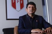 Lozano sobre derechos de TV: "Universitario tiene que alinearse con la FPF"