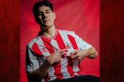 (VIDEO) FC Colonia oficializó fichaje del peruano Felipe Chávez