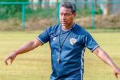 Solano: "Ojalá al 'profe' Mano Menezes le puedan dar el respaldo"
