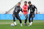 (VIDEO) Bicolor entrenó en el Stade de France y quedó lista para su amistoso ante Senegal