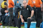 Bielsa: "Cuando noto que un jugador está cansado, lo sustituyo"