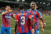 (VIDEO) Crystal Palace hizo respetar la casa para clasificar a la final de la Conference League