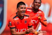 ¡Trujillo se pintó de naranja! César Vallejo venció 2-0 a Mannucci