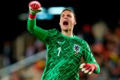 Bart Verbruggen es duda para el debut de Países Bajos en el Mundial 2026