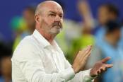 Técnico de Escocia renunció tras eliminación del Mundial