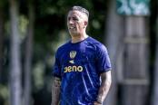 Lucas Barrios: "Si tengo la oportunidad de dirigir en Perú, sería un placer"