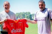 ¡Siguen las visitas! Mano Menezes también estuvo en entrenamiento de Grau