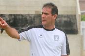 Cardama: “Imagino que Mano Menezes tiene poco material al que puede recurrir en este momento”