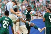 (VIDEO | FOTOS) Uruguay empató 1-1 ante Arabia en su estreno en el Mundial