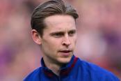 De Jong volvió a Barcelona con una lesión 