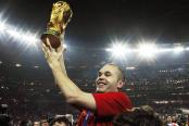  Iniesta: "España tiene que ser fiel a lo que es y no obsesionarse con Messi" 