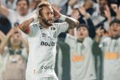 Neymar anotó doblete en empate de Santos