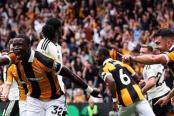 Manchester United debutó en la Premier League con derrota ante recién ascendido Hull City