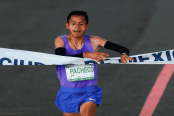 ¡Arriba Perú! Cristhian Pacheco ganó la Maratón de la Ciudad de México 2026