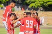 Pisa fuerte: Unión Comercio venció a la U. San Martín y sigue liderando su grupo en Liga 2