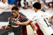 Sin Carrillo, Corinthians cayó 3-1 ante Fluminense por el Brasileirao