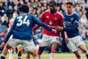 Everton le empató al Manchester United en el último minuto