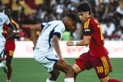 Inter de Milán empató 2-2 ante Roma y ambos se mantienen en la cima de la Serie A