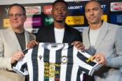 Alaba fue presentado como nuevo jugador de Udinese