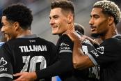Leverkusen goleó por 4-0 a Lech Poznan en Polonia