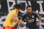 Olympique Lyon cayó ante Lens y no pudo llegar a la cima de la Ligue 1