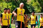 Tradición Copera: León de Huánuco fichó a defensor colombiano Jhon Tapia
