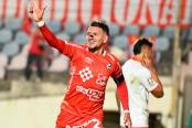 ¡Le pusieron candado! Garcés renovó con Cienciano por todo el 2027