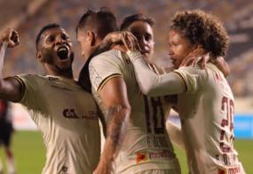 Prensa: Universitario