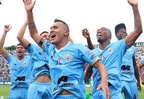 FOTO :LIGA 1