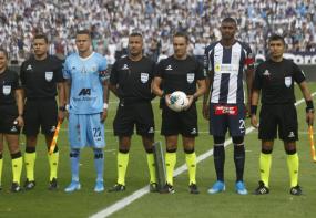FOTO :LIGA 1