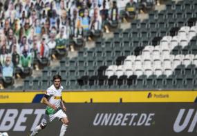 Borussia Möenchengladbach puso hinchas de cartón en su estadio