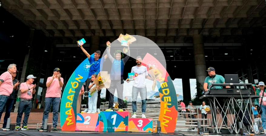 (VIDEO) ¡Arriba Perú! Walter Nina Ñaupa ganó la 'Maratón de Medellín' de manera espectacular