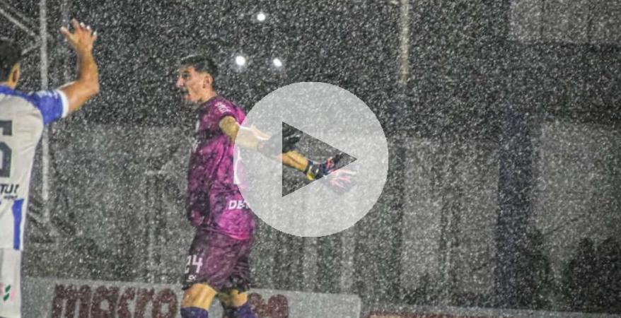 Cerro Largo derrotó por 2-0 a Liverpool en el marco de la décima quinta jornada del Torneo Clausura del fútbol uruguayo. El conjunto celeste y blanco consiguió una importante victoria que le permite escalar posiciones en la tabla y mantener su buen momento en la recta final del campeonato.  La apertura del marcador llegó a los 34 minutos por intermedio del mediocampista uruguayo Sebastián Assis, quien aprovechó una jugada colectiva para poner en ventaja a su equipo ante un Liverpool que no encontraba reacci