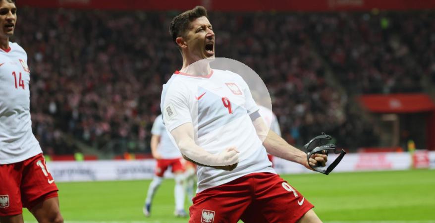 (VIDEO) Polonia remontó por 2-1 ante Albania y jugará por el boleto al Mundial