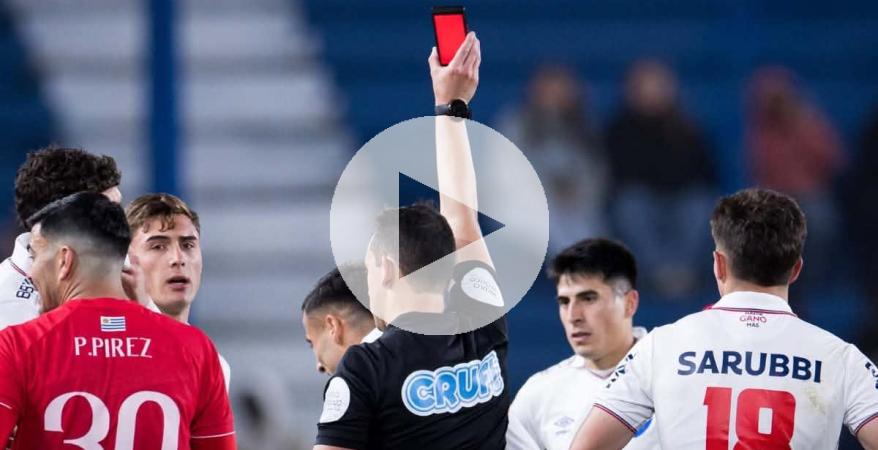 ¡Adiós a las cartulinas! Uruguay estrenó tarjetas electrónicas en el fútbol