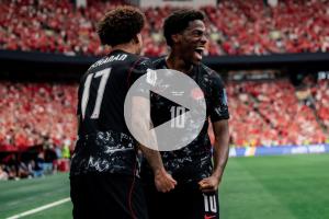 (FOTOS | VIDEO) ¡Histórico! Canadá vapuleó 6-0 a Catar y tomó la cima del Grupo B