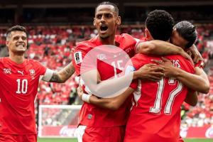 (VIDEO | FOTOS) Suiza venció por 2-1 a Canadá y fue líder del Grupo B