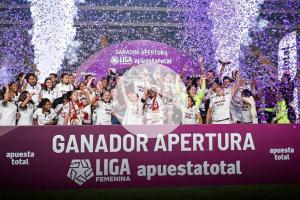 (VIDEO) Universitario venció a Cristal y conquistó el título del Apertura Femenino