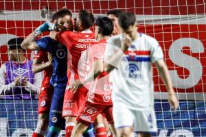 (VIDEO) Argentinos Juniors ganó y sigue líder en Argentina