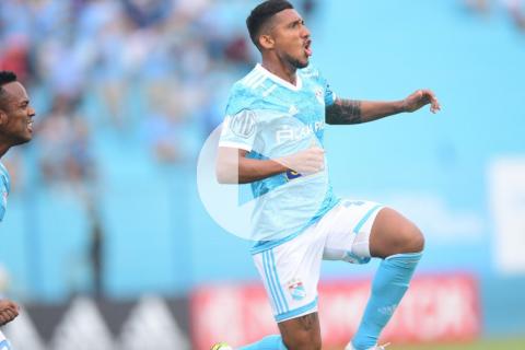 (VIDEO) Tuvo su revancha: 'Canchita' Gonzáles marcó espectacular golazo de tiro libre