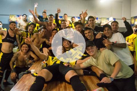(VIDEO) Peñarol, con diez jugadores, venció a Nacional en el clásico uruguayo