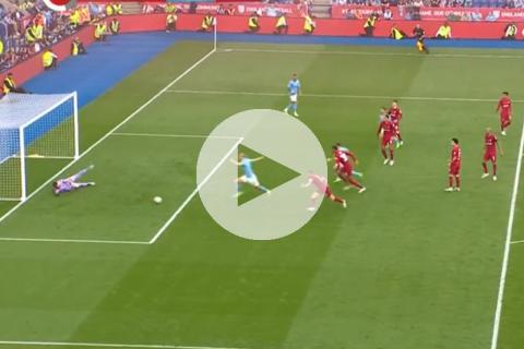 (VIDEO) Estaba solo: Haaland desaprovechó inmejorable situación de gol
