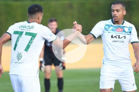 (VIDEO) Al Fateh ganó con goles peruanos