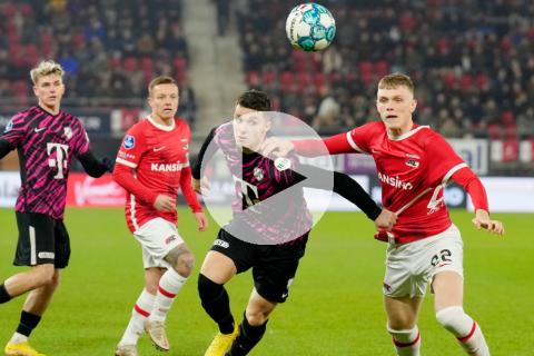AZ Alkmaar y Utretch igualaron 5-5 en la Eredivisie