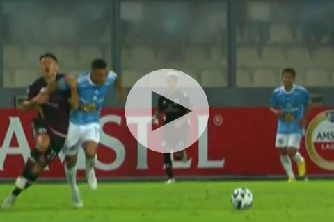 (VIDEO) ¡Otra más! VAR anuló gol de Cristal por una falta previa de Yotún