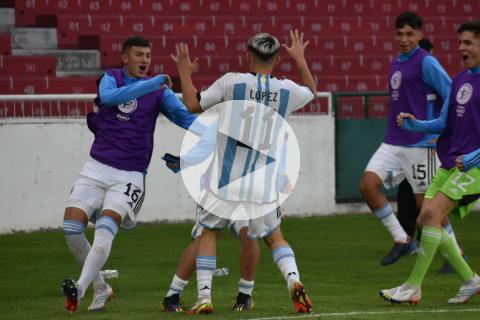 (VIDEO) Argentina superó a Venezuela y escaló a la cima del hexagonal Sub-17