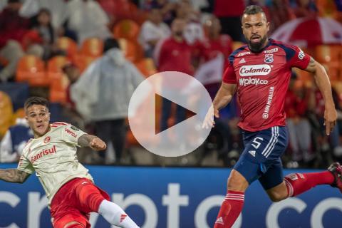(VIDEO) Internacional rescató un empate ante DIM por la Copa Libertadores